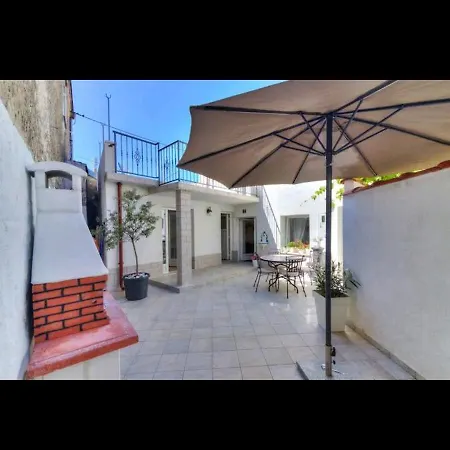 펜션 Casa Lanamaria