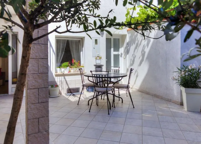 Holiday home Casa Lanamaria